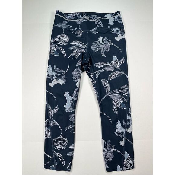 NWOT Athleta Floral Sonic Capri Navy White Reflective Style 291787 Size Medium - Picture 2 of 10